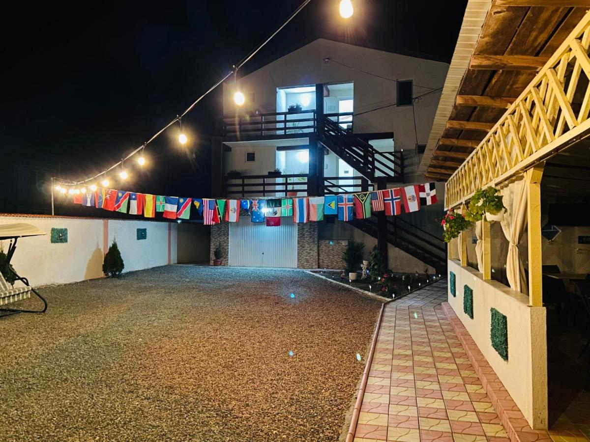 Casa Irina 2mai宾馆*